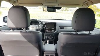 Predám Mitsubishi Outlander 2,0 Benzín - 16
