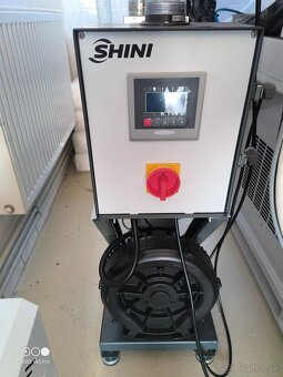 Vstřikovací lis na plasty JSW J100ADS-180U 45 - 16