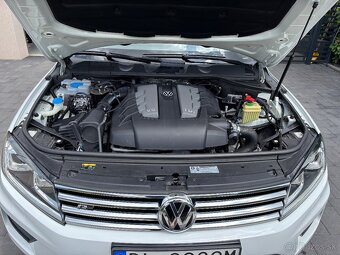 Volkswagen Touareg II 3.0 V6 TDI R-Line Slovak - 16