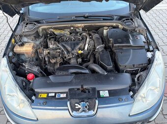Peugeot 407 2.0 HDi navigace TZ - 16