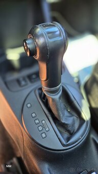 Škoda Roomster SCOUT,  automat, benzín, panoráma,  nové rozv - 16