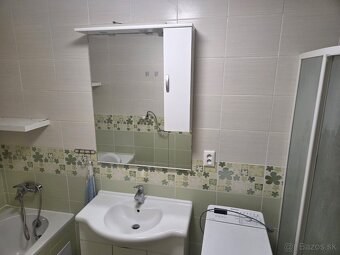 Prenájom 3i byt Lazovná  BB + parkovacie miesto za rampou - 16