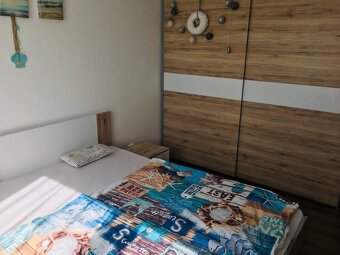 NOVOSTAVBA 3 IZBOVÝ BYT - VÝHĽAD NA CELU BRATISLAVU - 16