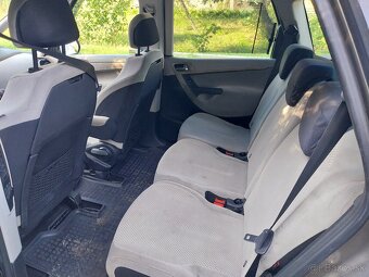 Citroën C4 Picasso - 16