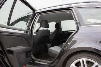 Škoda Superb Combi 1.8 TSI Ambition - 16