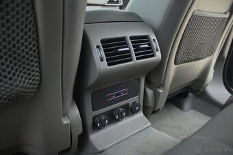 Jaguar F-Pace 2.0D 240k R-Sport AWD AT8 Odpočet DPH - 16