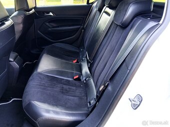 Peugeot 308 GT 1.2 e-THP 130k Business 6M - 16