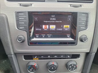 VW GOLF 7  2.0TDI 110KW 4X4 MOTION MANUÁL - 16