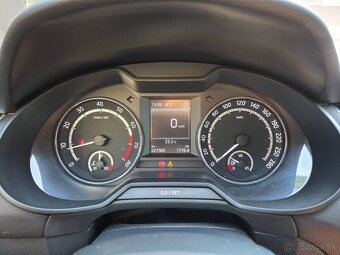 Škoda Octavia Combi 2.0 TFSI RS - 16