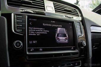 VW Golf R Variant 221kW DSG Panorama, Koža, ACC - 16