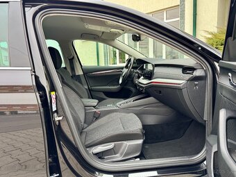 Skoda Octavia COMBI 2.0Tdi 110kw+Dsg+Navi+Virtual+rok 2021 - 16