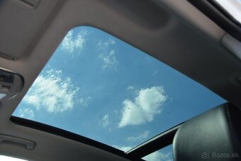 Hyundai Tucson 1.6 T-GDi, Premium, SR voz 4x4 - 16