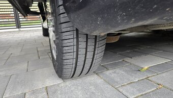 Predám auto Lancia Phedra, 7 miestne - 16