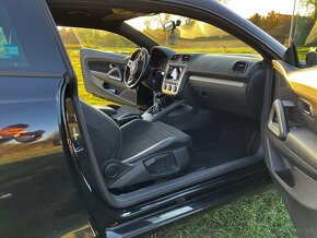 Volkswagen Scirocco 2.0 TDI - 16