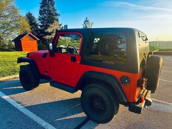 Jeep Wrangler TJ 2.4 benzín - 16