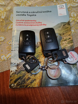 Predám  Rav4 hybrid 2017 - 16