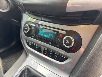 Ford Focus 1.6TDCI 2013 Ghia - 16