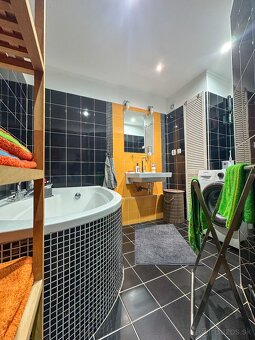 Pražský typ byt s veľkou loggiou, Jaltska - 16