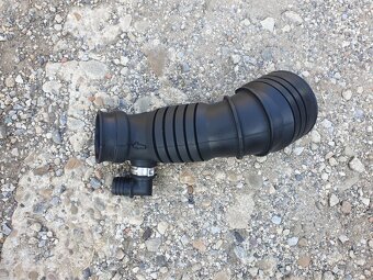 Rozpredam Vw Touareg 3,2 benzin 162kw - 16