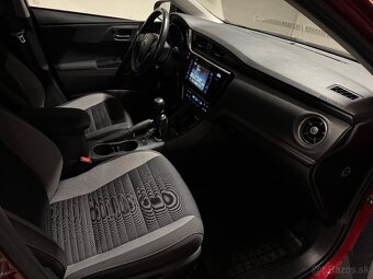Toyota Auris combi 1.6 97kW, 2017, Sk auto - 16