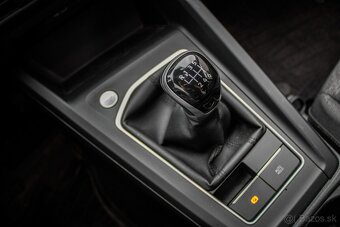 Volkswagen Golf Variant - 16