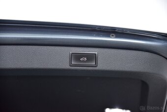 Superb Combi 2.0 TDI Style DSG, LED, Ťažné, Kamera - 16
