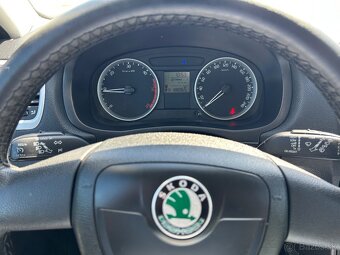 Škoda Fabia Kombi 1,4Tdi rv:09 naj:188tis.km - 16