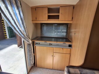 Predám karavan Adria - 16