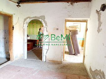 ‼️ Znížená cena ‼️ Predaj rodinného domu - Plášťovce  (039-1 - 16