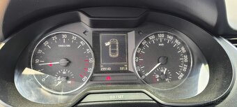 Skoda Octavia 3 po havarii - 16