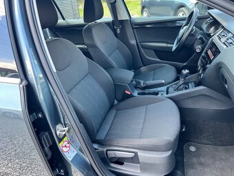 Škoda Octavia Combi 2.0 TDI Style DSG - 16