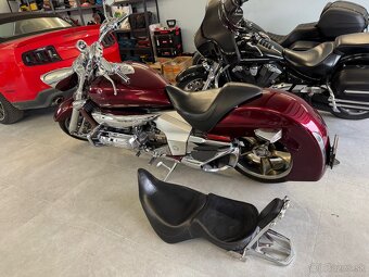 Honda Valkyrie Rune NRX 1800 - 16