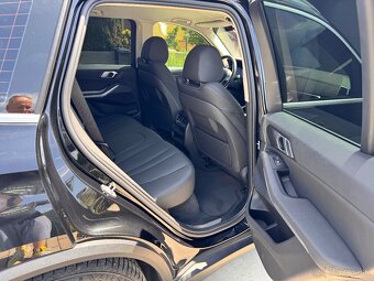 BMW X5 45e xDrive - 360 kamery - vzduch - 16
