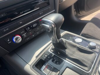 AUDI A6 AVANT - 16