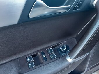 VOLKSWAGEN PASSAT 2 O TDi r.v 2011 - 16
