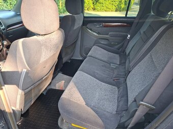 Toyota Land Cruiser - 16