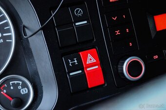 MAN 15.250 NOVÝ HÁKOVÝ NOSIČ KONTAJNEROV + HYDRAULICKÁ RUKA - 16