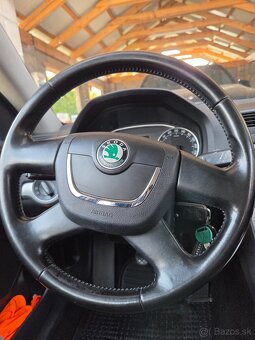 Octavia Elegance 1.9 TDI 77KW - 16