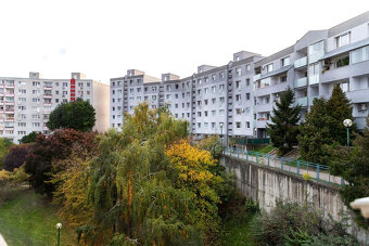 Iba u nás Na prenájom 2i nový dizajnový byt , loggia, voľný - 16