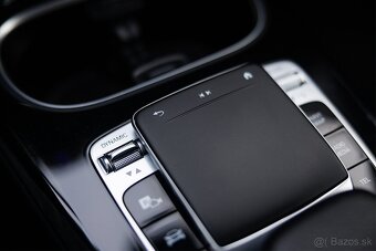 Mercedes-Benz CLA 200d ShootingBrake AMG Line / Night Paket - 16