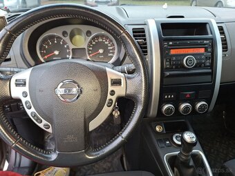 Nissan X-Trail T31 2,5 benzín - 16