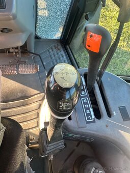 New Holland TS90 - 16