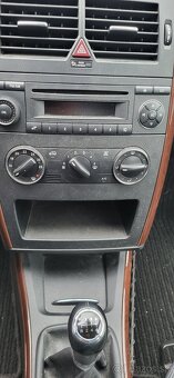 Mercedes-Benz A 180 CDI 80 kW rok 2009 1.majitel - 16