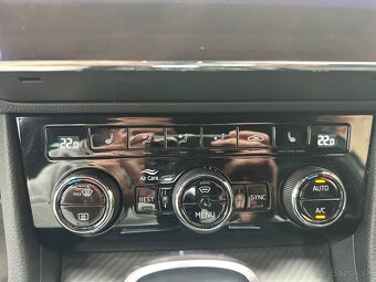 ŠKODA SUPERB SPORTLINE DSG - TOP STAV - 16