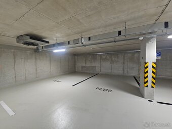 NA PRENÁJOM 3 IZBOVÝ BYT S PARKOVANÍM BRATISLAVA - 16