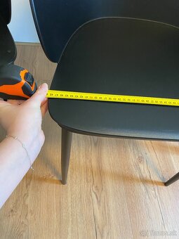 Stolicky na predaj - 16