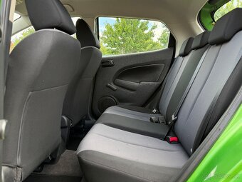 Mazda 2 1.3 benzín 152 000km - 16