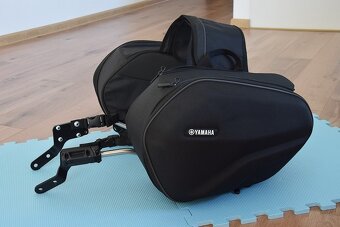 Yamaha bočné tašky / kapsy / kufre + držiaky / konzoly - 16