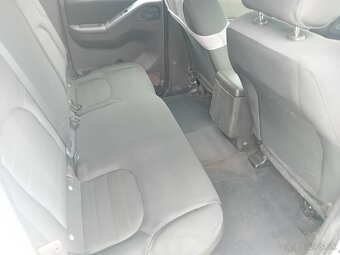 Nissan Navara 2,5 dci 4x4 nová STK a EK - 16