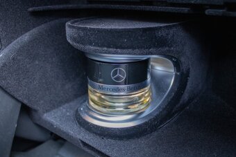 Mercedes-Benz C300d 4MATIC W205 Airmatic, Webasto, Burmester - 16